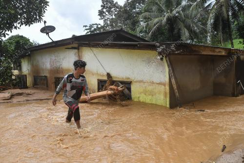 BANJIR TERENGGANU