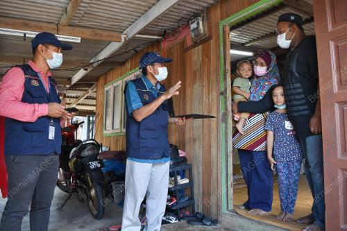 DATUK SERI DR MOHD UZIR MAHIDIN