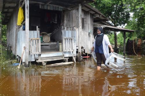 BANJIR TERMENUNG