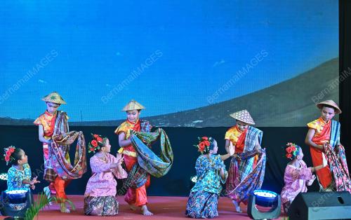 SAMBUTAN MINGGU PERPADUAN
