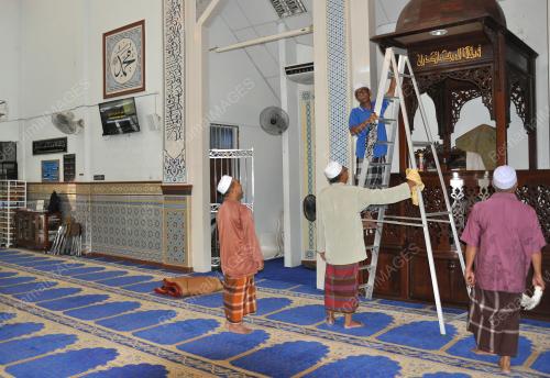 TR15_04062019_MASJID