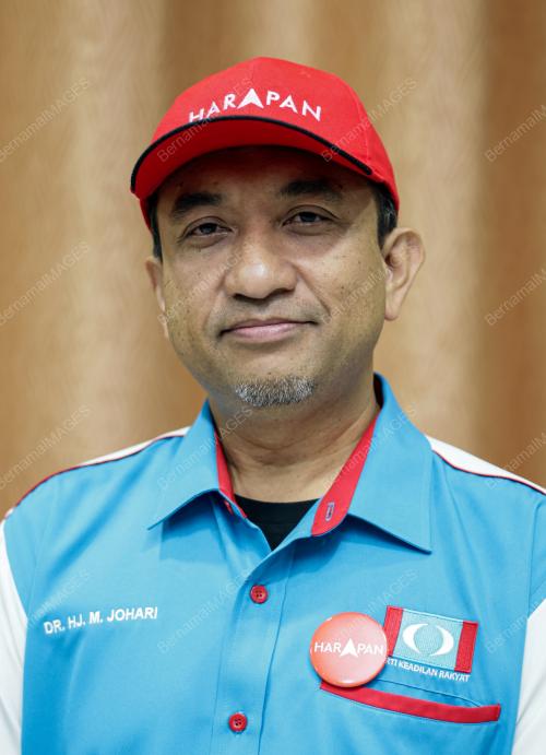 DATUK DR MOHASDJONE @ MOHD JOHARI MOHAMAD