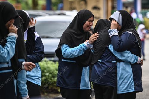 HARI TERAKHIR PERSEKOLAHAN SESI 2023/2024
