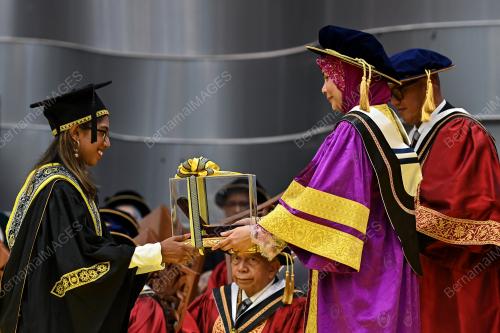 SULTANAH NUR ZAHIRAH
