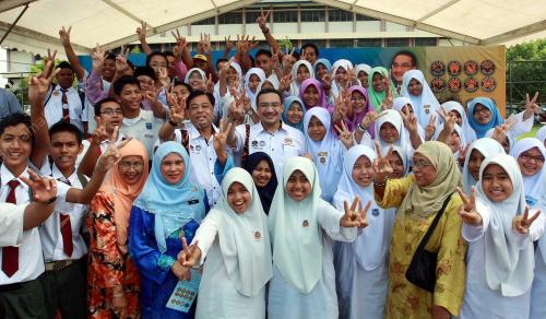 HISHAMMUDDIN TUN HUSSEIN ONN