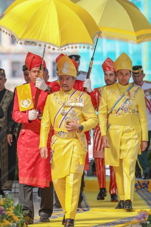 SULTAN MIZAN ZAINAL ABIDIN