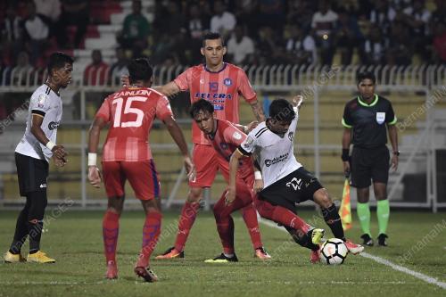 TR15_18082018_BOLA_BN201808115563