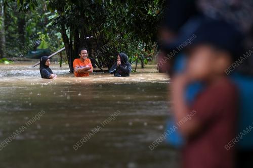 BANJIR_DUNGUN