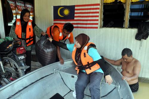 TR15_21012017_BANJIR_SETIU