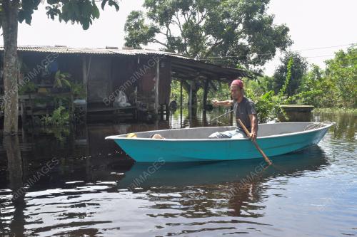 BANJIR TERMENUNG