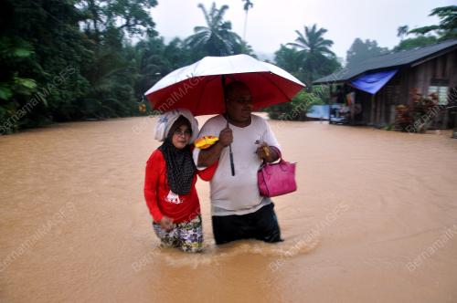 TR16_03012017_BANJIR_HULU