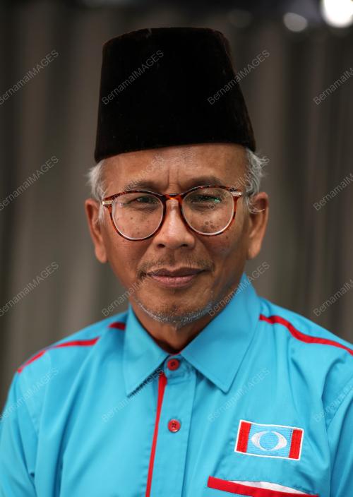 MOHAMAD NGAH