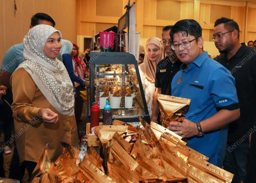 DATUK EWON BENEDICK