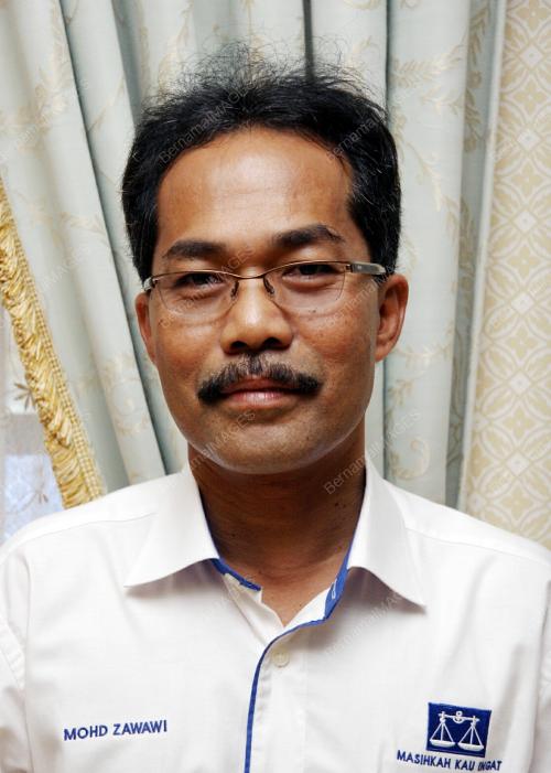 MOHD ZAWAWI ISMAIL