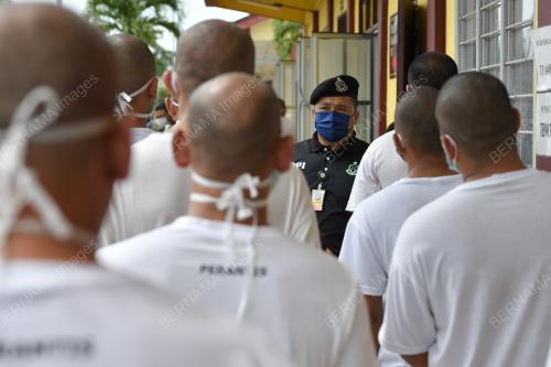VAKSIN PENJARA MARANG