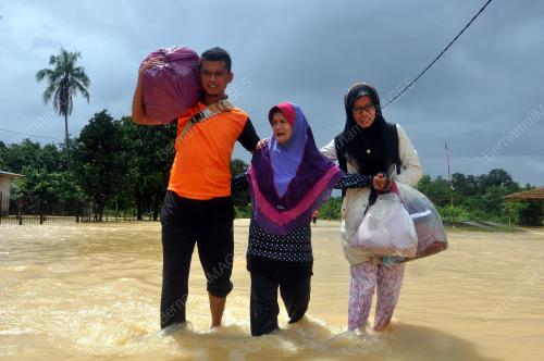 TR16_21012017_BANJIR_SETIU