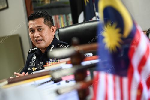 DATUK MAZLI MAZLAN