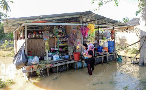 TR16_30122015_RUMAH_RAKIT