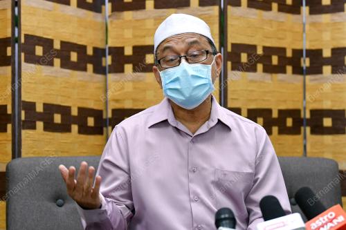 DR ALIAS RAZAK