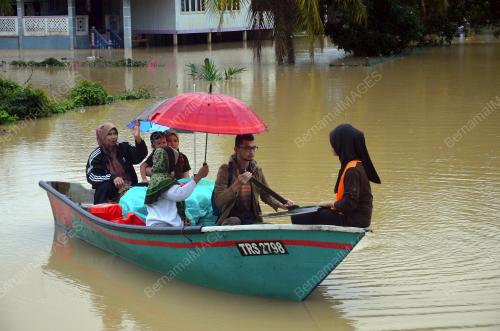 TR17_01122019_BANJIR_SETIU
