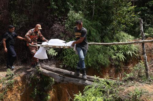 OPERASI MENCARI MANGSA KEPALA AIR