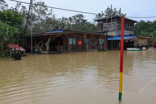 RUMAH RAKIT TERAPUNG
