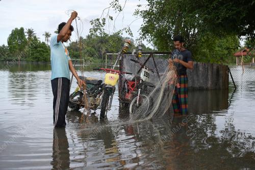 MOTOSIKAL BANJIR