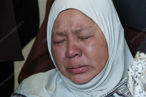 TIGA PENUNTUT UiTM MAUT