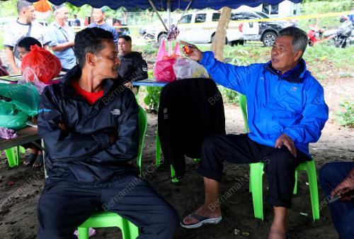 DATUK SERI AHMAD SAID