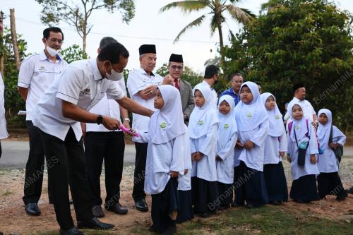SESI PERSEKOLAHAN 2023/2024