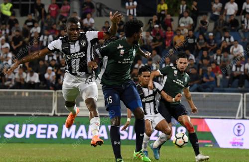 TR17_26052018_BOLA_BN201805118303