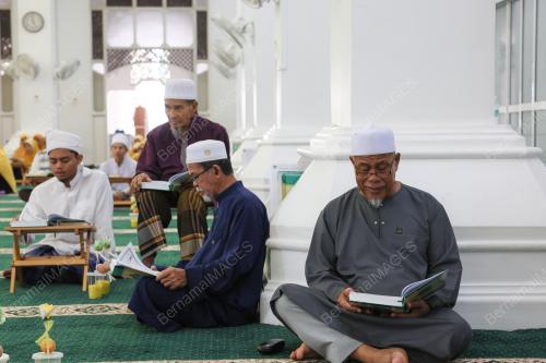 NUZUL AL-QURAN