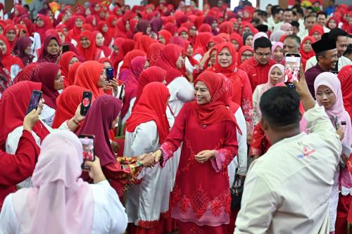 DATUK SERI DR NORAINI AHMAD