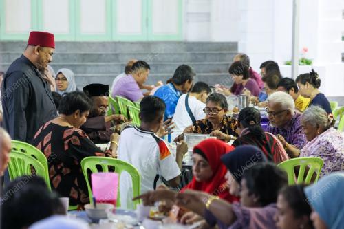 IFTAR MUHIBBAH MASJID ABIDIN