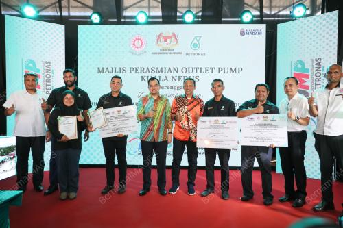 DATUK DR ASYRAF WAJDI DUSUKI