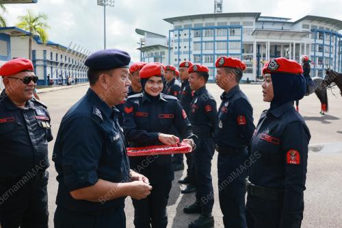 DATUK SERI HAZANI GHAZALI