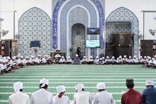 NUZUL AL-QURAN