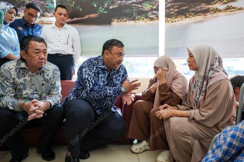 DATUK AZMAN ABIDIN