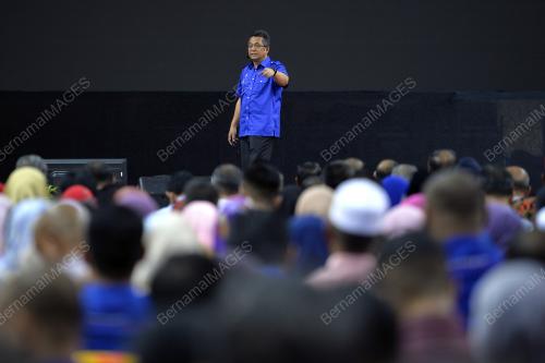 TR19_01052018_HARI_PEKERJA_BN201804307123