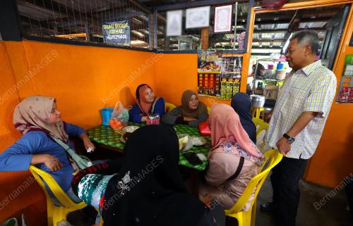 DATUK SERI AHMAD SAID