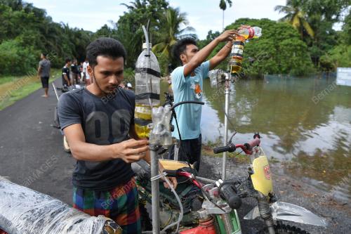 MOTOSIKAL BANJIR