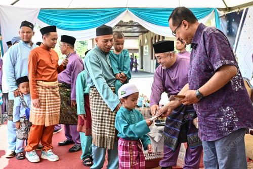 DATUK SERI DR AHMAD SAMSURI MOKHTAR