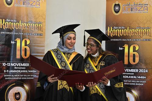 SULTANAH NUR ZAHIRAH