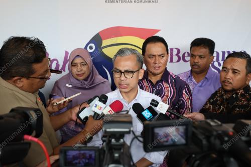 FAHMI FADZIL