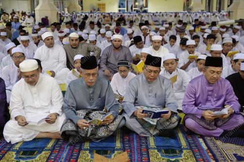 TR19_24042018_SOLAT_HAJAT_BN201804236191