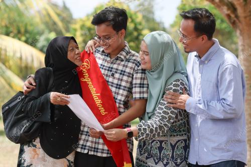 SIJIL PELAJARAN MALAYSIA (SPM)