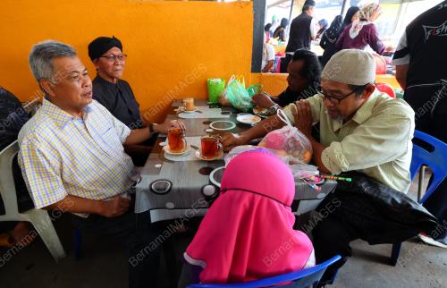 DATUK SERI AHMAD SAID