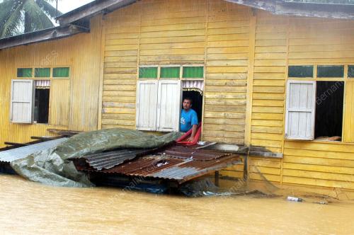 BANJIR DI SETIU