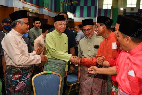DATUK SERI ISMAIL SABRI YAAKOB
