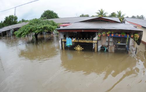 TR20_20112014_BANJIR-2